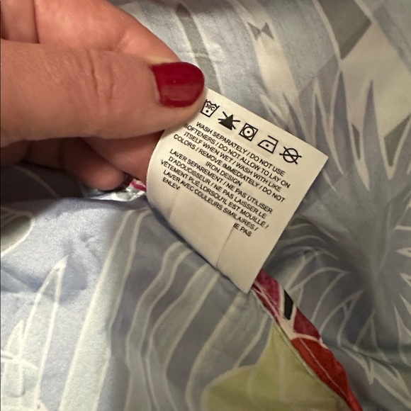 NWT Nike Multicolor Leaf Print Windbreaker Crop Zip up size Large - Picture 10 of 12